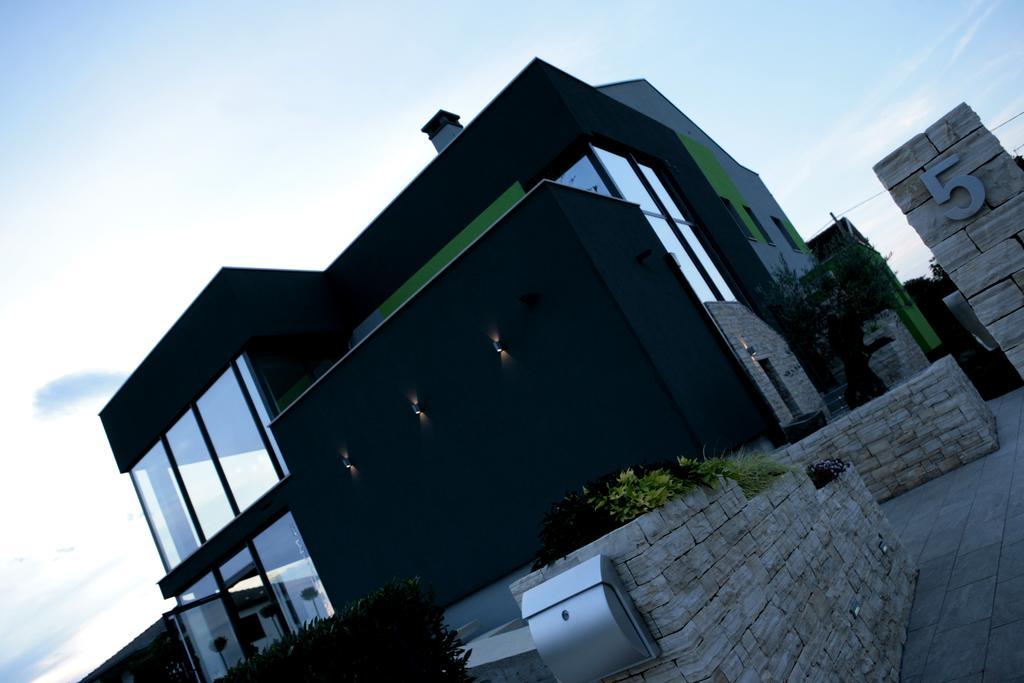 Olive Charm Apartamento Umago Exterior foto