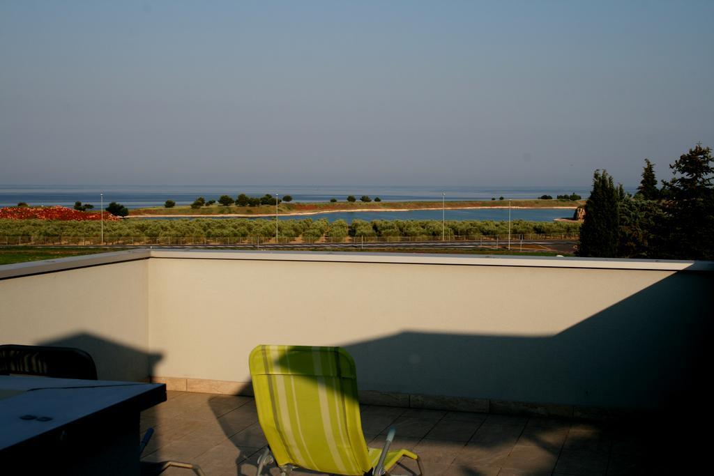 Olive Charm Apartamento Umago Exterior foto